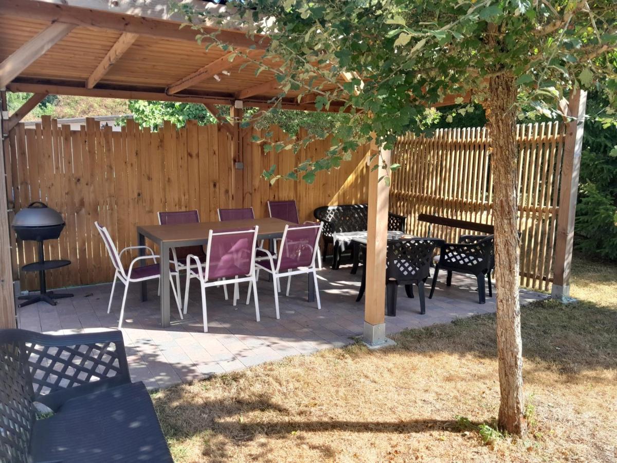 Le Paddock Du Val De Lys Hotel Blessy Eksteriør billede