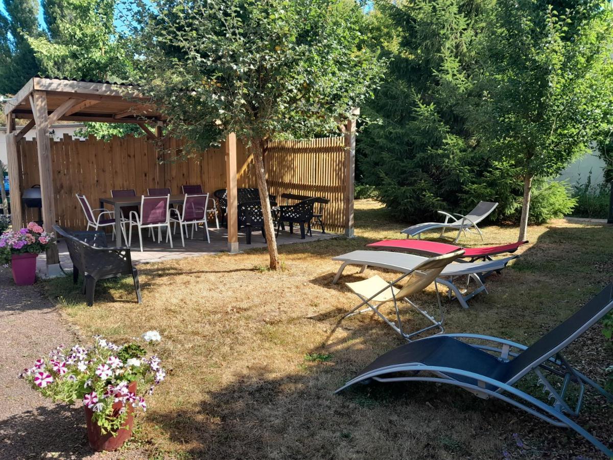 Le Paddock Du Val De Lys Hotel Blessy Eksteriør billede