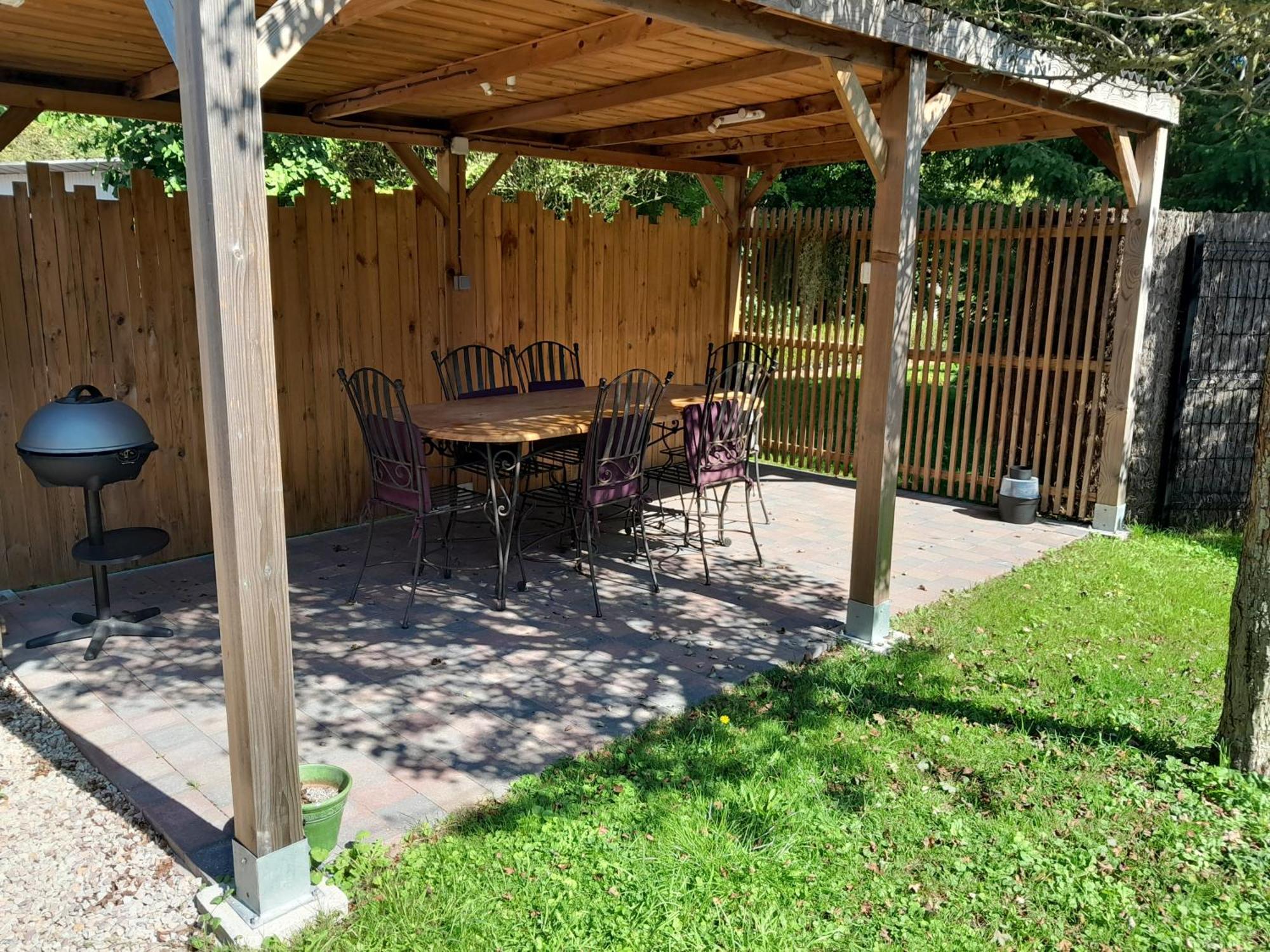 Le Paddock Du Val De Lys Hotel Blessy Eksteriør billede