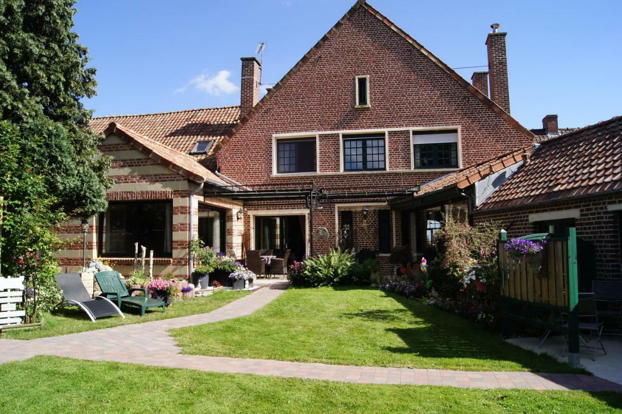 Le Paddock Du Val De Lys Hotel Blessy Eksteriør billede